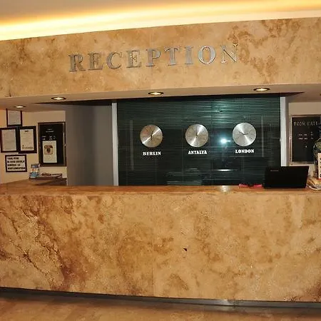 Nerton Hotel Hotell 4*